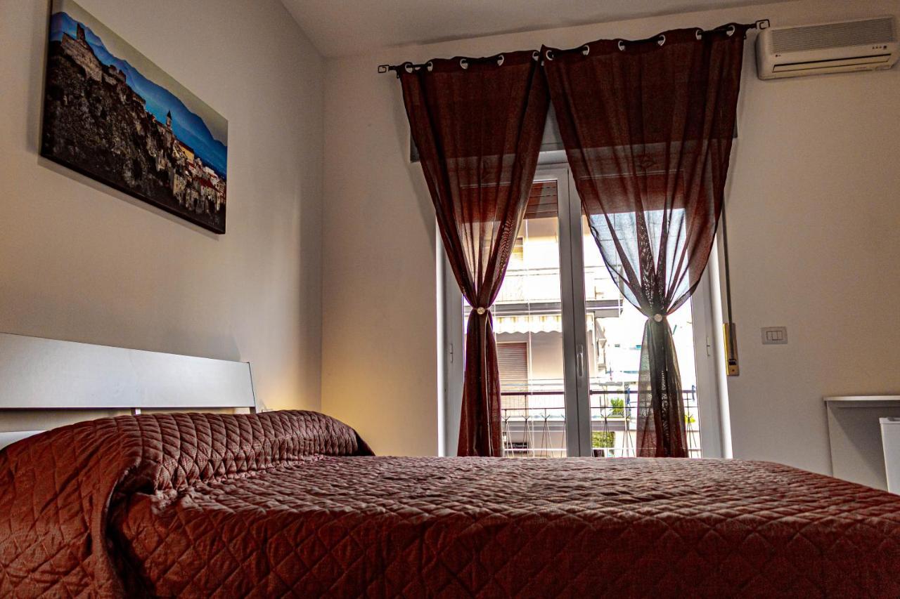 Bed End Breakfast Mediterraneo Scalea Exterior photo